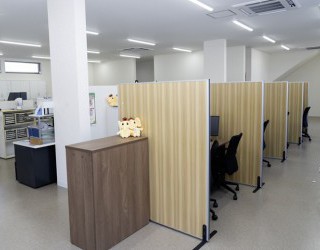 明るい店内へ是非お越し下さい!
お部屋探しの事、分からないことなど何でもご相談ください!